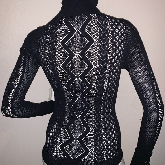 PRADA - Picture 2 of 2